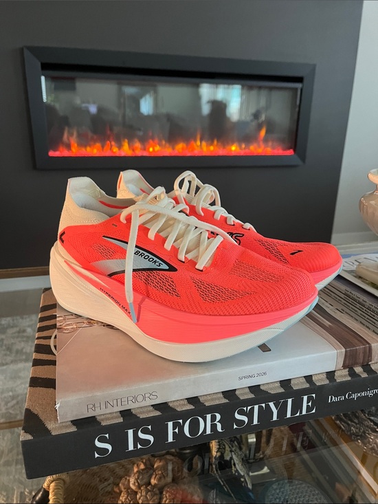 Brooks Shoes - Brooks Women's Hyperion Max Neon Coral/White Performance Racing Shoe